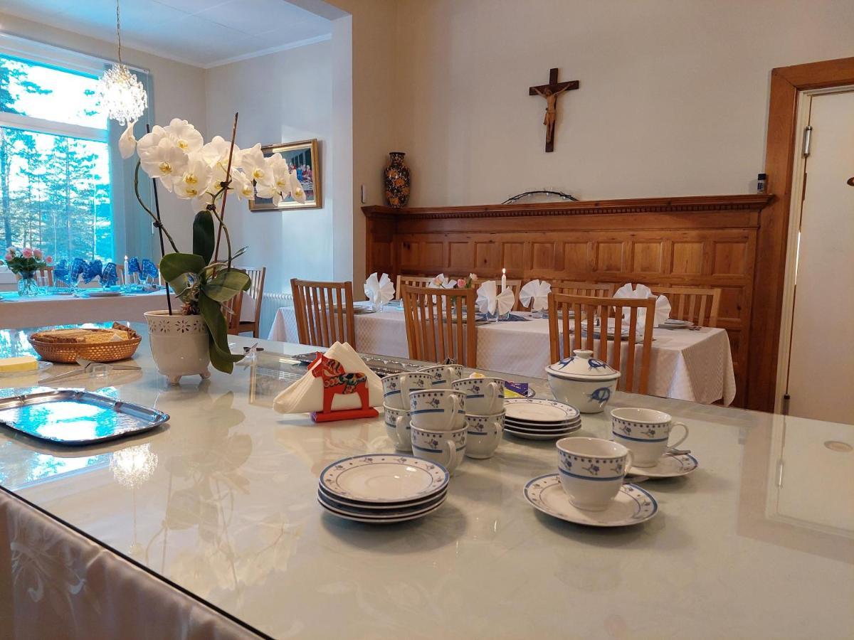 Bed and Breakfast Birgittagarden - Gaesthem - Birgittasystrarna Falun Zewnętrze zdjęcie