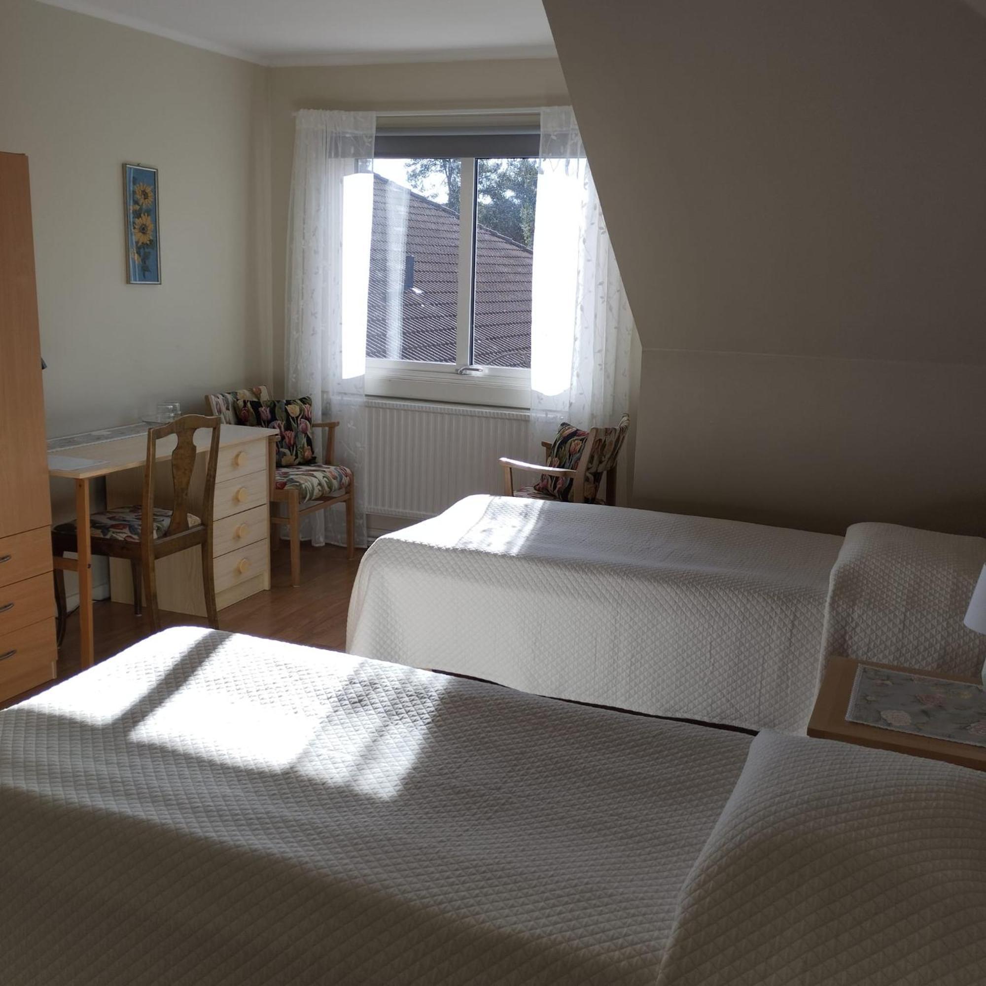 Bed and Breakfast Birgittagarden - Gaesthem - Birgittasystrarna Falun Zewnętrze zdjęcie